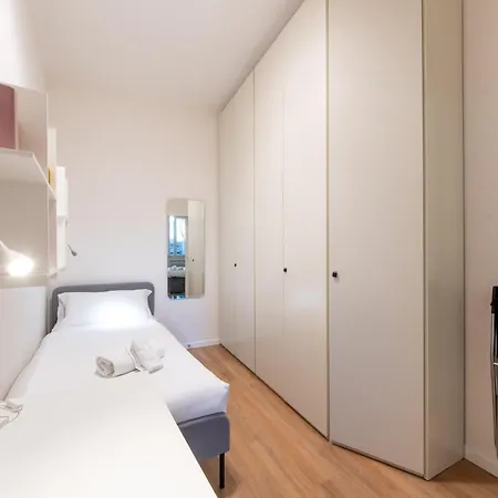 Appartamento Housmart Corte Galluzzi 7/1 *