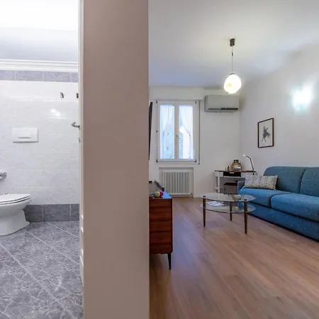 Housmart Corte Galluzzi 7/1 Appartamento *